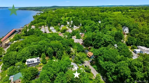 67 Kelly Street Rhinecliff NY 12574