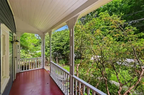 67 Kelly Street Rhinecliff NY 12574