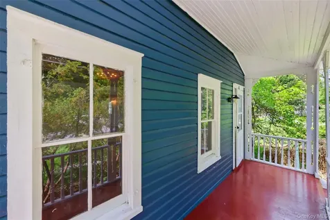 67 Kelly Street Rhinecliff NY 12574