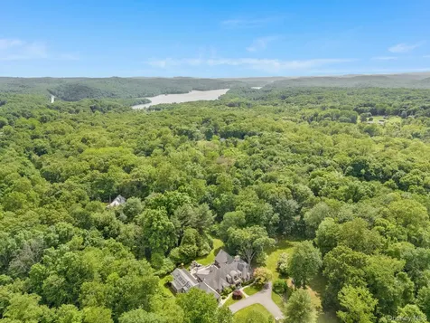 1332 Baldwin Road Yorktown Heights NY 10598