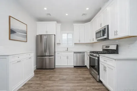 172 Mac Gregor Street Staten Island NY 10309
