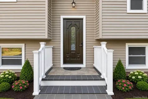 513 Canada Street Lake George NY 12845