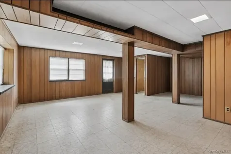 11 Dearborn Street New Rochelle NY 10801
