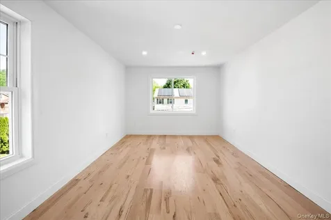 3 Beech White Plains NY 10603
