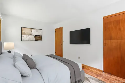 34 Julie Drive Hopewell Junction NY 12533