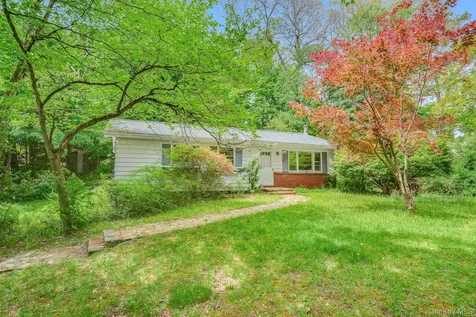 34 Julie Drive Hopewell Junction NY 12533