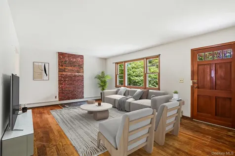 34 Julie Drive Hopewell Junction NY 12533