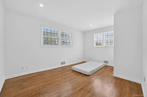 263 Croydon Road Yonkers NY 10710