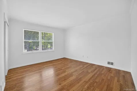 263 Croydon Road Yonkers NY 10710