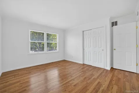 263 Croydon Road Yonkers NY 10710