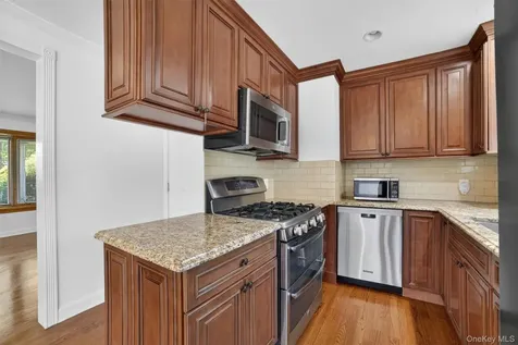 263 Croydon Road Yonkers NY 10710