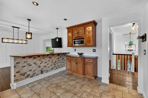 585 Bedford Road Pleasantville NY 10570