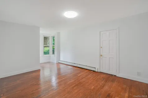 18 W Market Street Hyde Park NY 12538