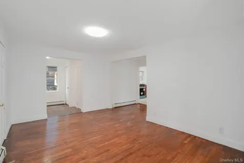 18 W Market Street Hyde Park NY 12538