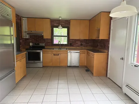 183 Barrytown Road Barrytown NY 12507