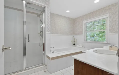 88 Hidden Ridge Drive Syosset NY 11791