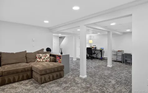 88 Hidden Ridge Drive Syosset NY 11791