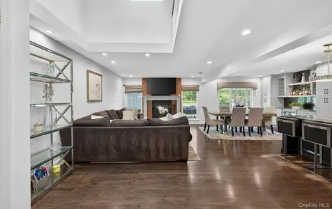 88 Hidden Ridge Drive Syosset NY 11791