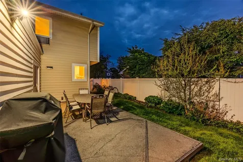 39 Pal Street Plainview NY 11803
