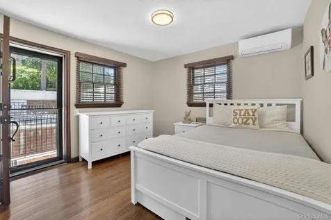 27 Desmond Avenue Bronxville NY 10708