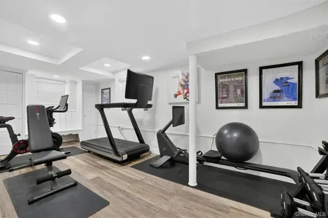 27 Desmond Avenue Bronxville NY 10708