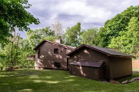 12 Chaucer Road Staatsburg NY 12580