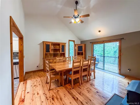 12 Chaucer Road Staatsburg NY 12580