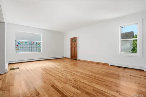 116 Carpenter Avenue Mount Kisco NY 10549