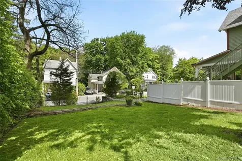 116 Carpenter Avenue Mount Kisco NY 10549