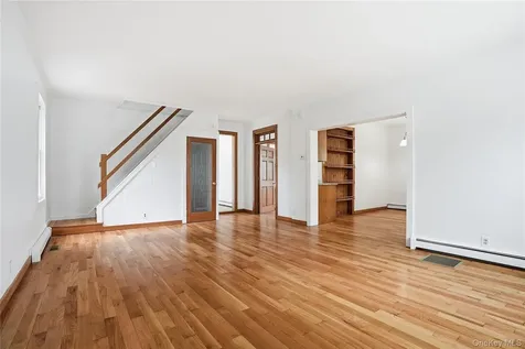 116 Carpenter Avenue Mount Kisco NY 10549