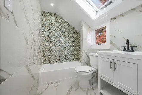 39 Hillcrest Hartsdale NY 10530