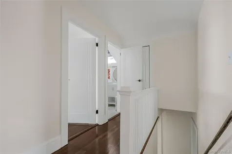 39 Hillcrest Hartsdale NY 10530