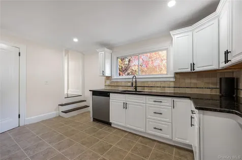 39 Hillcrest Hartsdale NY 10530