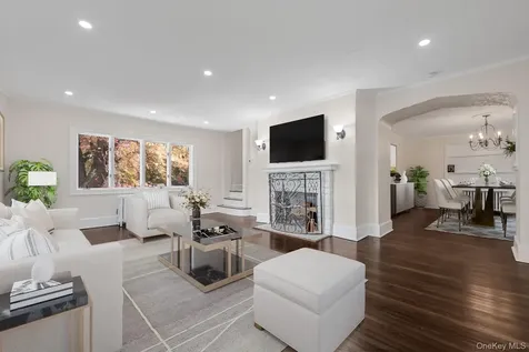 39 Hillcrest Hartsdale NY 10530