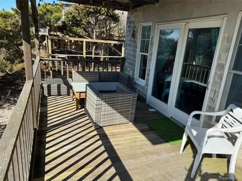 301 Lewis Walk Cherry Grove NY 11782