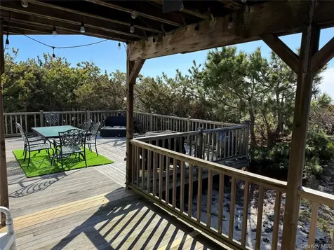 301 Lewis Walk Cherry Grove NY 11782