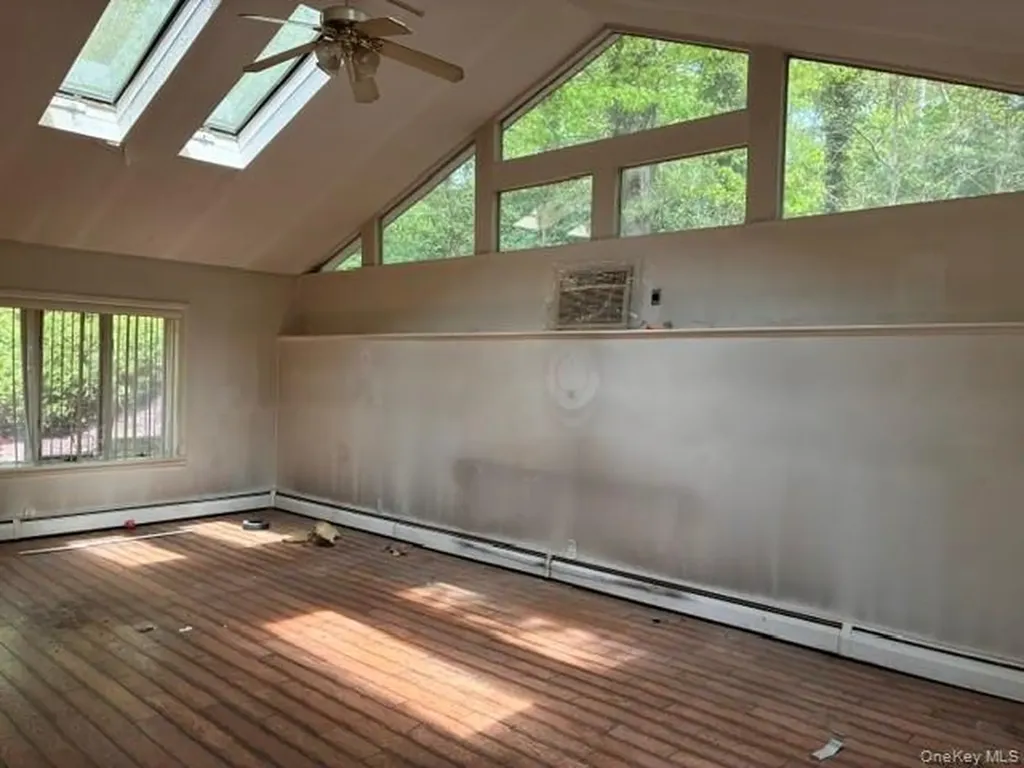 80 Alpine Way South Huntington NY 11746