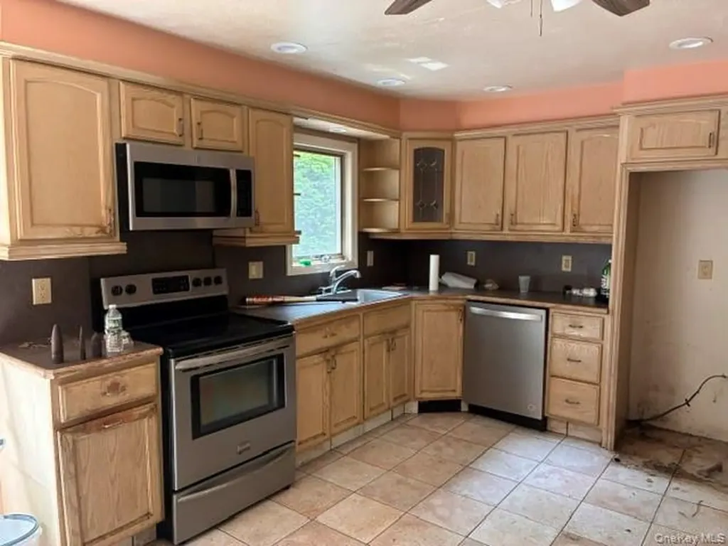 80 Alpine Way South Huntington NY 11746