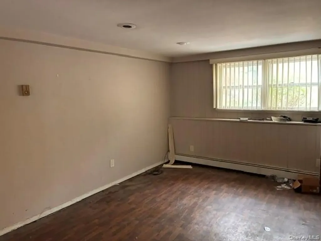 80 Alpine Way South Huntington NY 11746