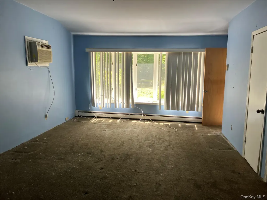 80 Alpine Way South Huntington NY 11746