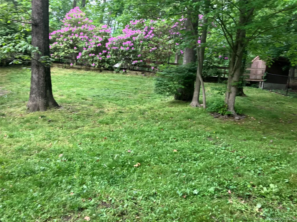 80 Alpine Way South Huntington NY 11746