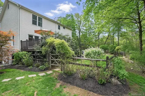 304 Church Road Putnam Valley NY 10579