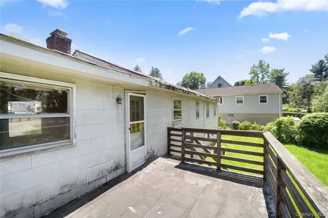 22 N Lawrence Avenue Elmsford NY 10523