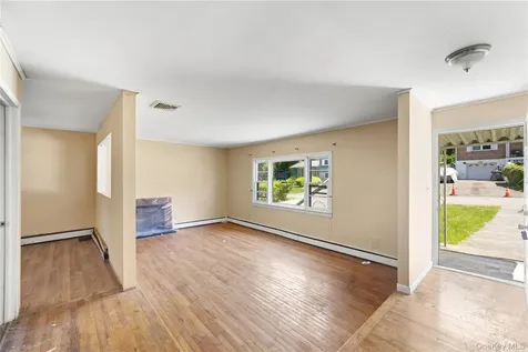 22 N Lawrence Avenue Elmsford NY 10523