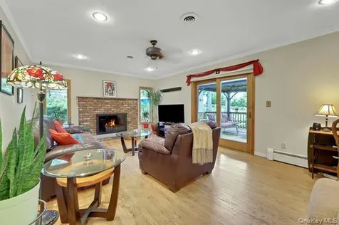 4 Liberty Circle New City NY 10956
