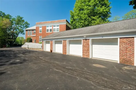 20 Whippoorwill Road E Armonk NY 10504
