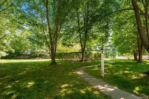20 Whippoorwill Road E Armonk NY 10504