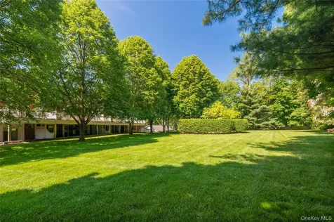 20 Whippoorwill Road E Armonk NY 10504