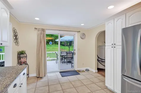23 Cobey Terrace Poughkeepsie NY 12601