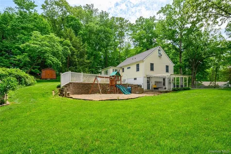 23 Cobey Terrace Poughkeepsie NY 12601